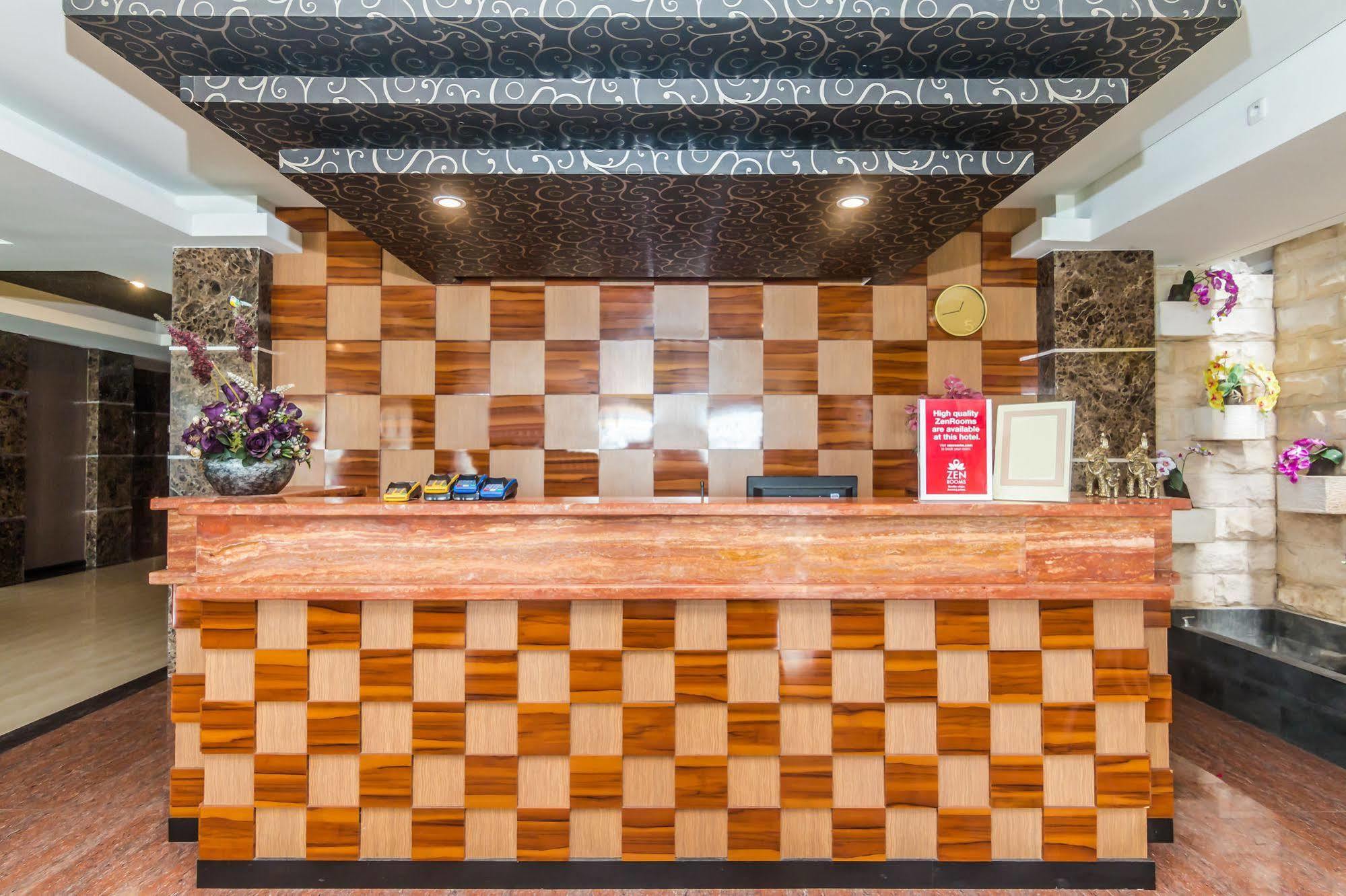 Zen Rooms Denpasar Marlboro Zewnętrze zdjęcie